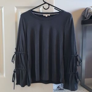 Women's Dark Gray Top